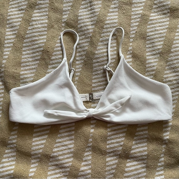 None Other - ✌️2/$10✌️ White Tie-Front Ribbed Plus Size Bikini Top - Size 3X